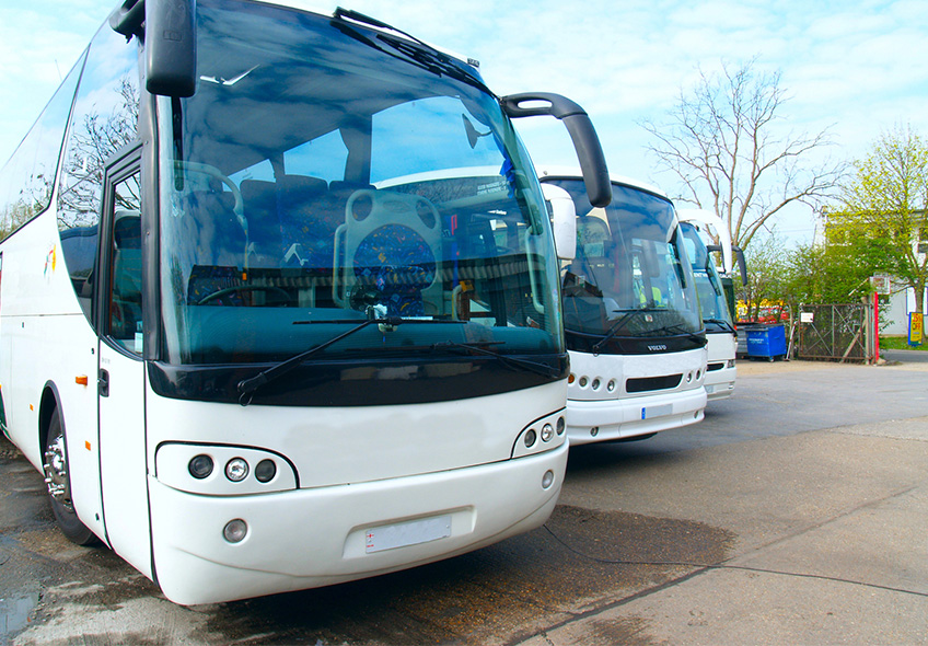 Investir em DVR para ônibus é importante pois auxilia na proteção dos carros e na segurança dos motoristas.